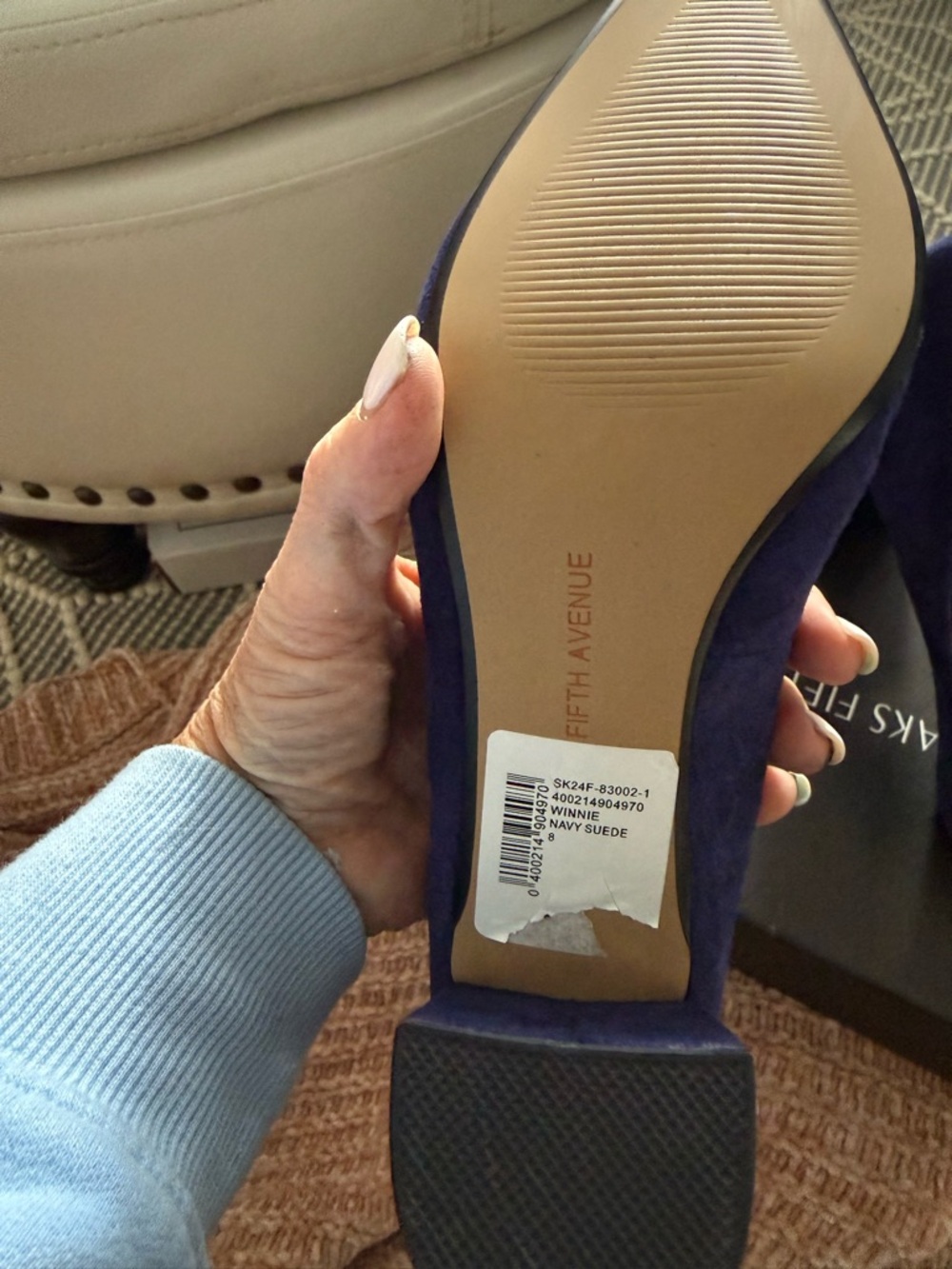 Saks Fifth Avenue Winnie Navy Suede Pointed Toe Pumps Size 8 - Picture 3 of 3